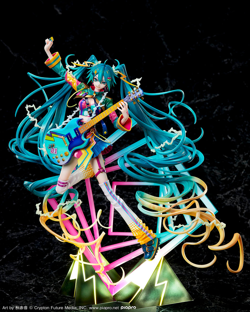 初音ミク　フィギュア Amazon.co.jp: キャラクター・ボーカル・シリーズ01 初音ミク